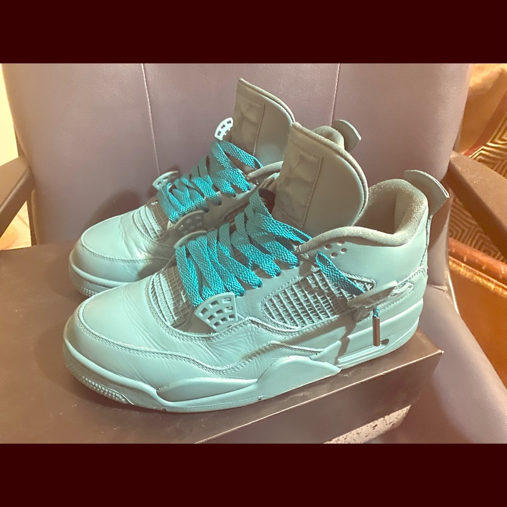 Air Jordan Retro 4 Custom
